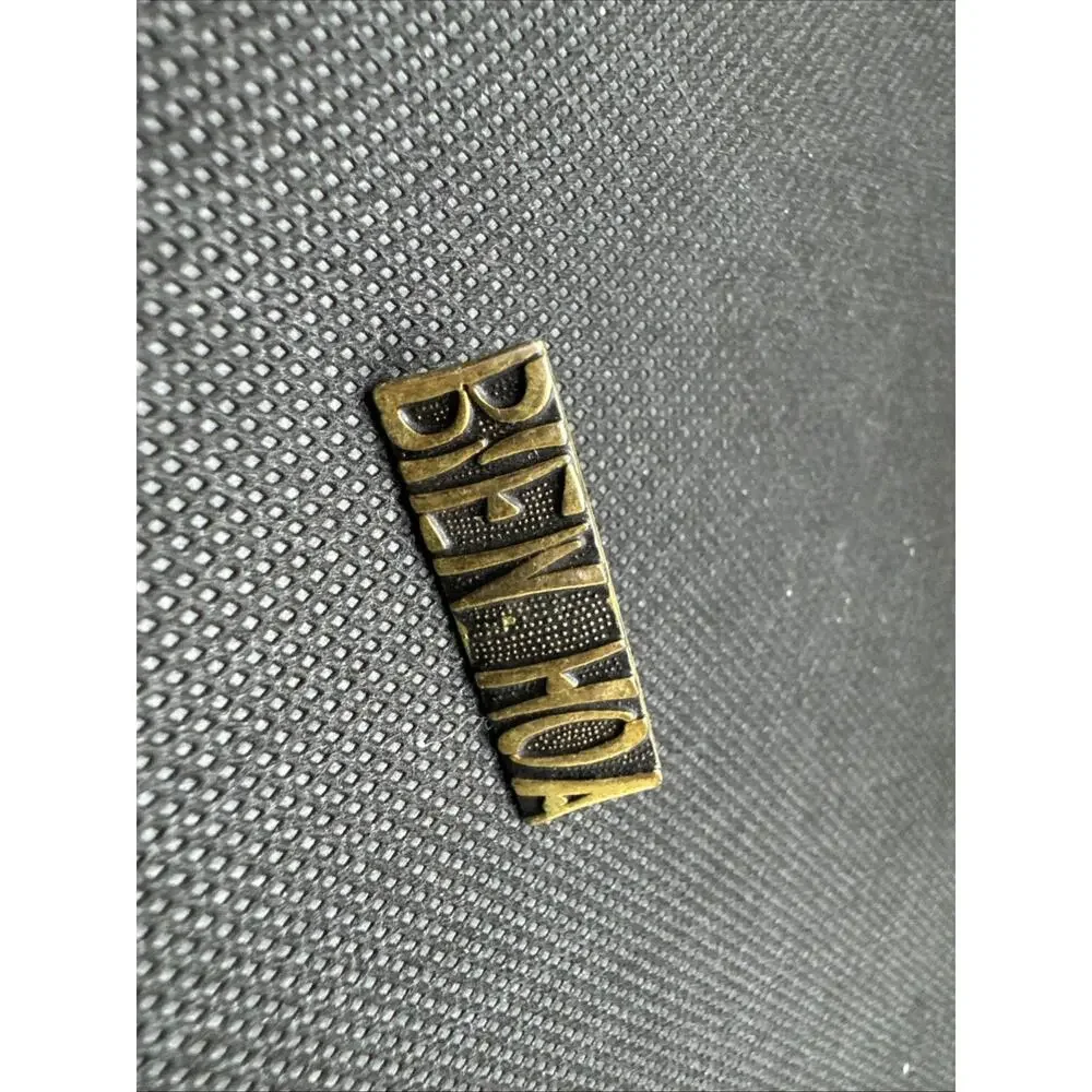 US ARMY BIEN HOA PROVINCE VIETNAM HAT PIN